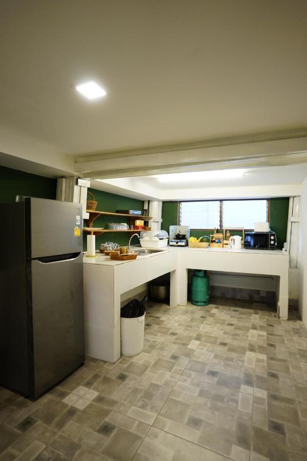 Barn Laos Hostel Vientiane Esterno foto